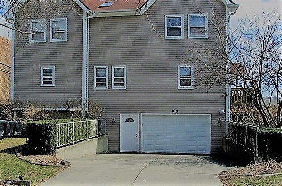 1st image of 913 Harlem Ave APT 3
