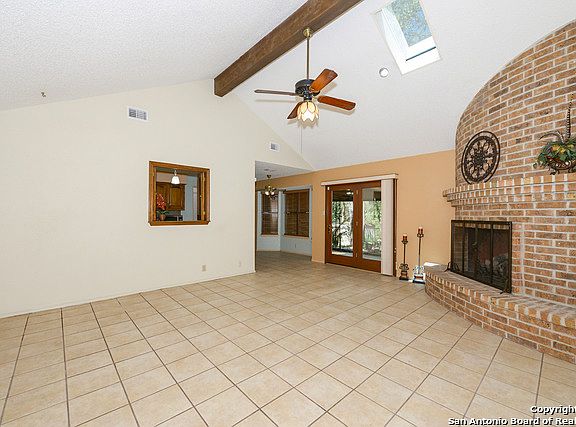 3rd image of 7643 Creek Trail St