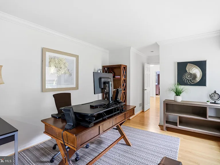7715 Crossover Dr — Photo 48