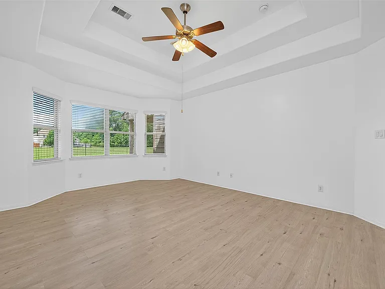 83 W Wading Pond Cir — Photo 31
