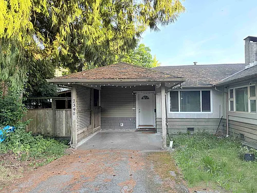 2390 Kitchener Ave Photo 1