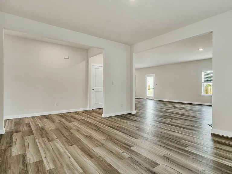 8501 Mulberry Way — Photo 15