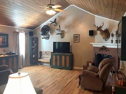 4th image of 25 Rum Creek Dr