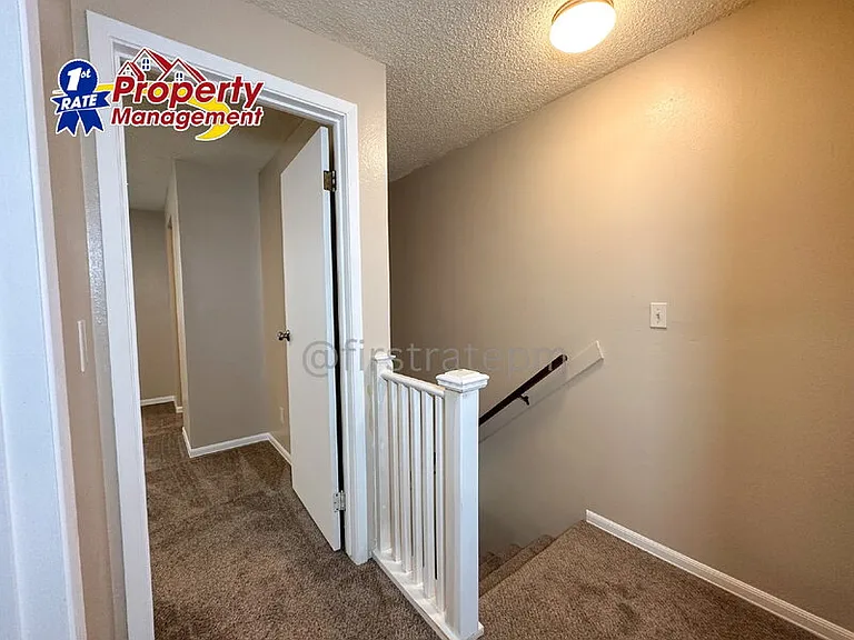 6464 W Douglas St — Photo 9