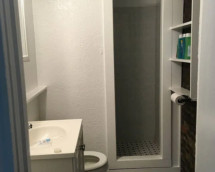 123 Myrtle St #B — Photo 8
