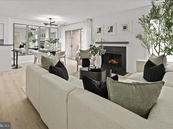 3150 Covewood Ct APT L, Falls Church, VA 22042