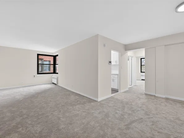 3240 92nd Street #B311, Jackson Heights, NY 11369