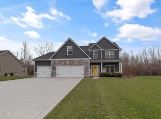 28970 Simmons Rd, Perrysburg, OH 43551