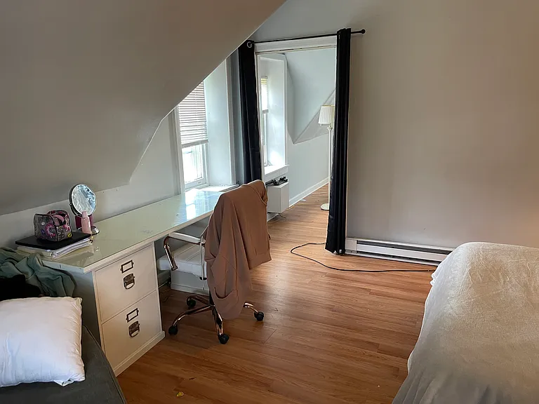 6024 Wayne Ave #3A — Photo 4