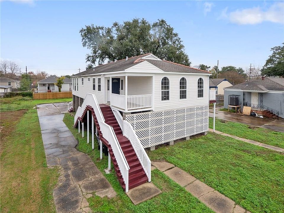 1st image of 2559 Robert E Lee Blvd