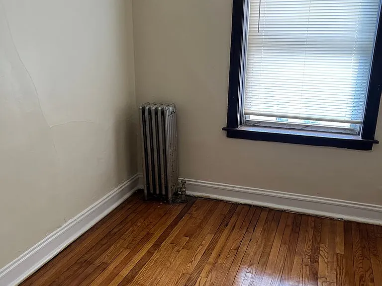 6315 S California Ave — Photo 24