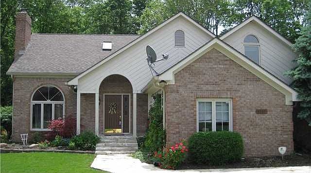 1st image of 4965 Kingsbury Dr