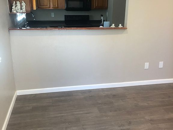 4th image of 2220 Leland Ct