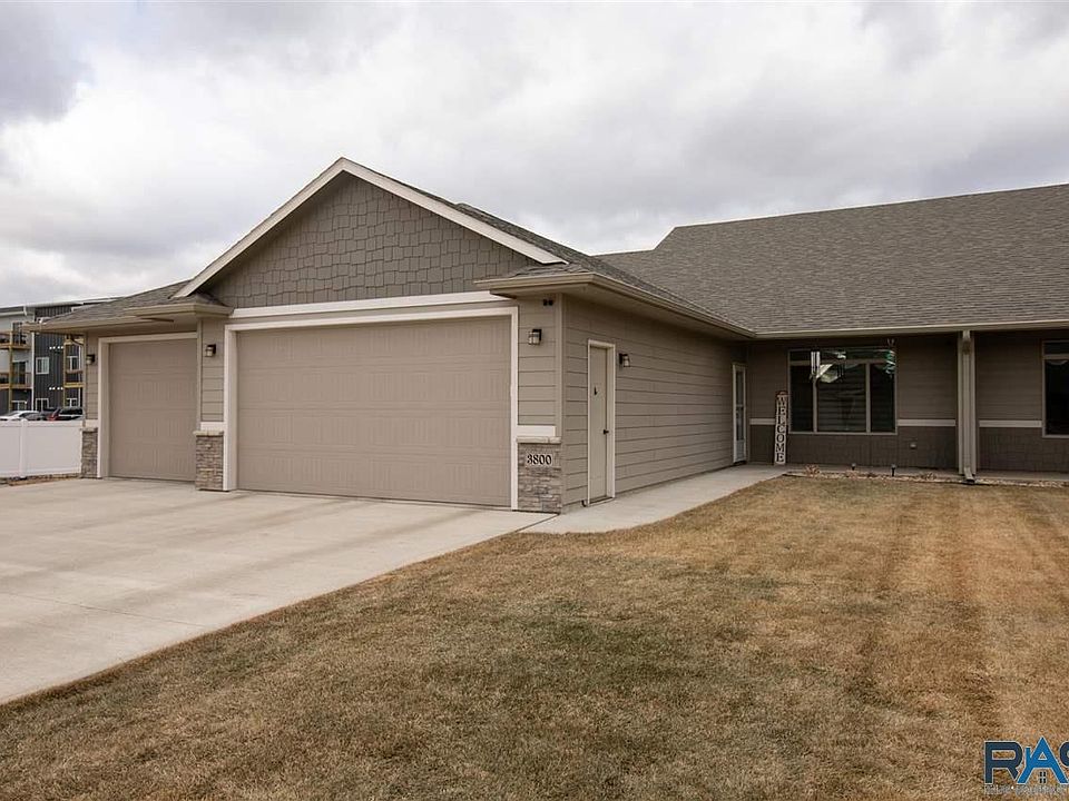 1st image of 3800 E Diablo Cir