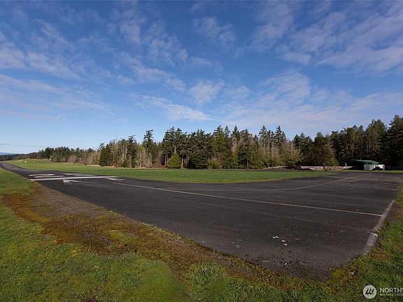 4th image of 361 Tarte Road