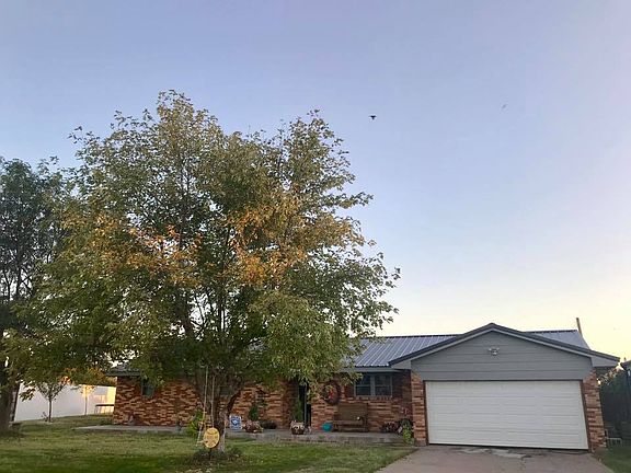 2nd image of 628 Nara Visa Ln