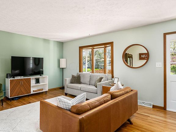 5th image of 3990 Ravenwood Dr
