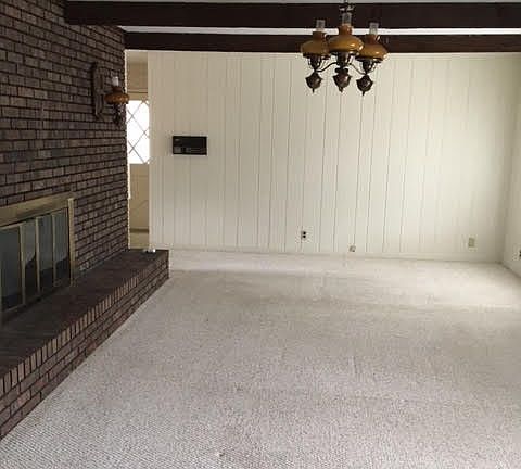 4th image of 400 Sheraton Dr