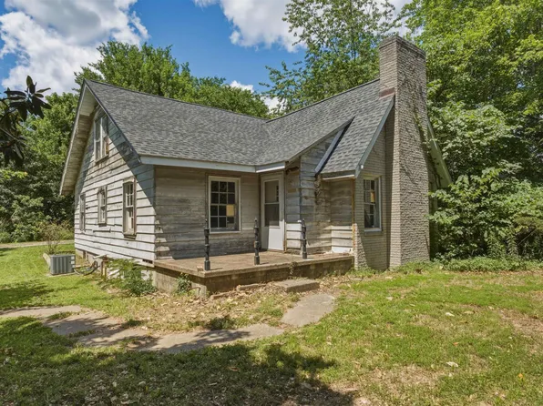 318 W Fairview Ave, Eddyville, KY 42038