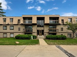9611 Sunrise Blvd Unit K9, North Royalton, OH 44133