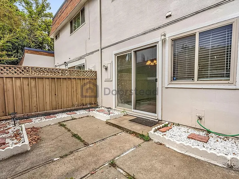 8809 Salmon Falls Dr #C — Photo 8