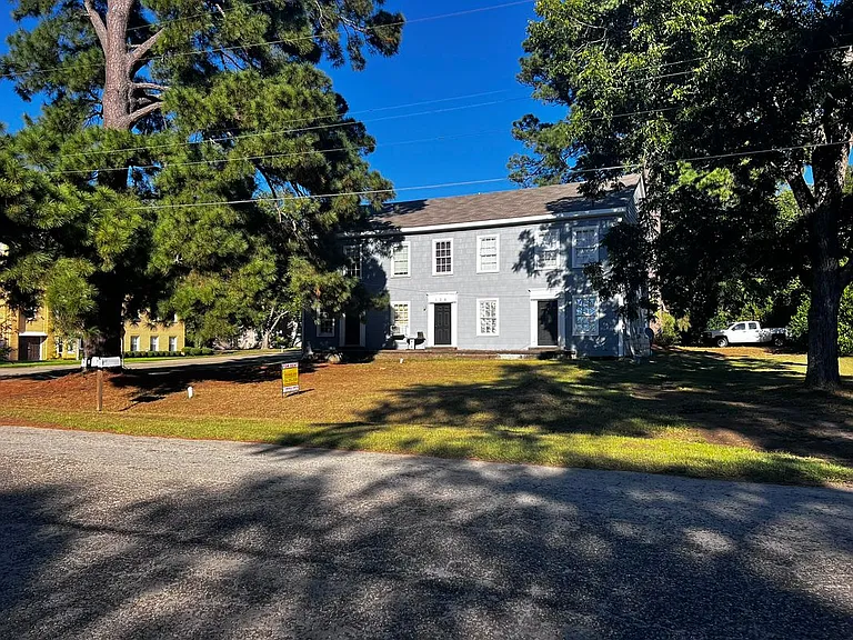 108 N Gordon Dr #A — Photo 1