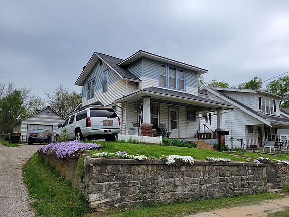 3rd image of 1910 Sacramento St