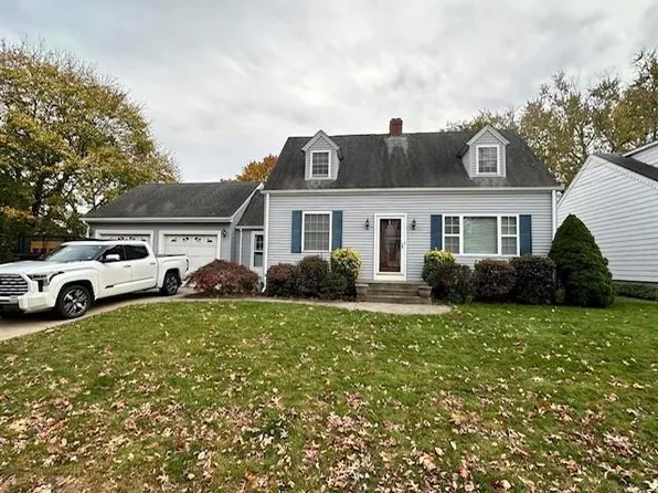134 Sevilla Ave, Warwick, RI 02889