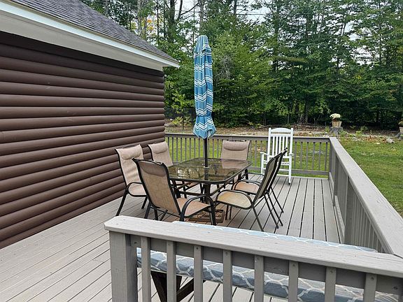 2nd image of 49 Townhouse Road
