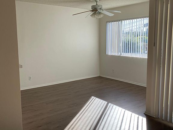 4th image of 1609 Fremont Ave #207
