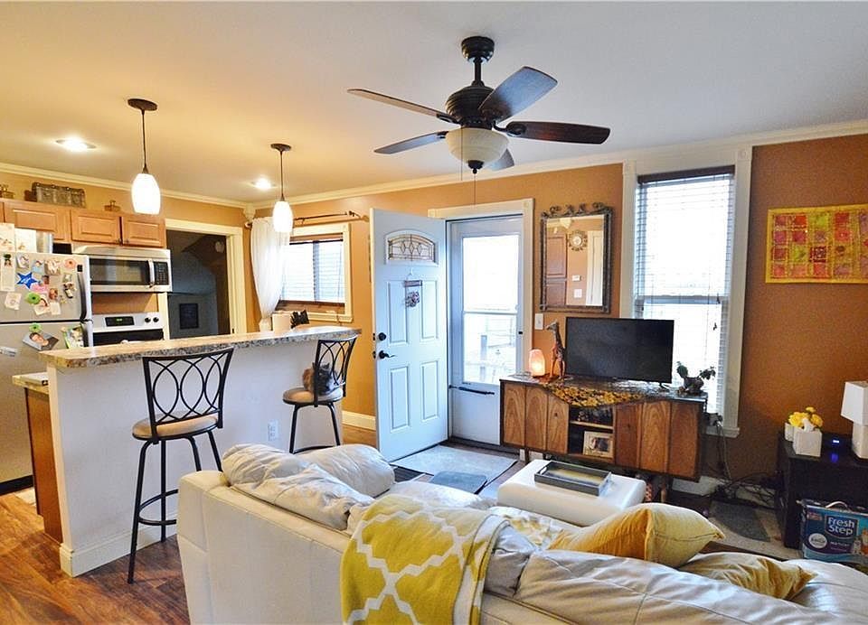 1st image of 309 N Davison St #3