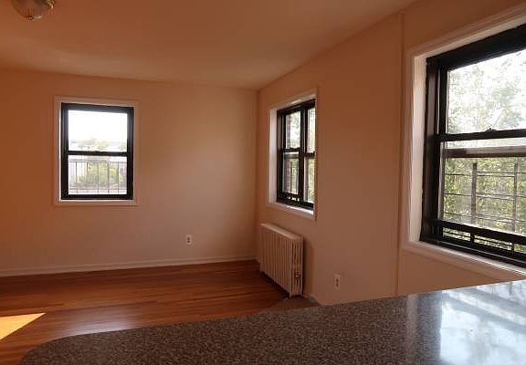 3rd image of 20-09 21st Ave #3A