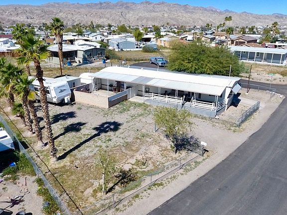 3rd image of 1901 Hualapai Drive