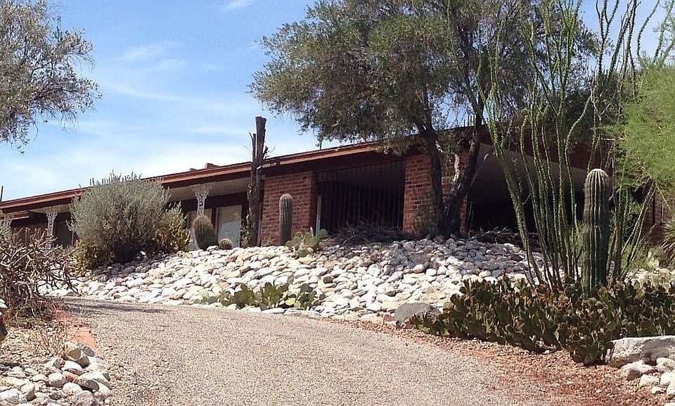1st image of 8222 E Sandstone Dr
