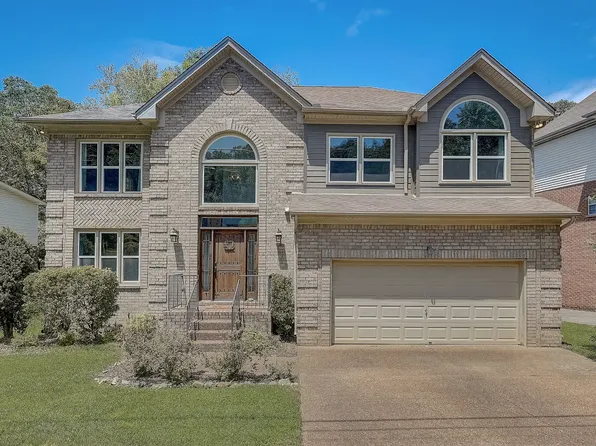 7025 Still Spring Hollow Dr, Nashville, TN 37221