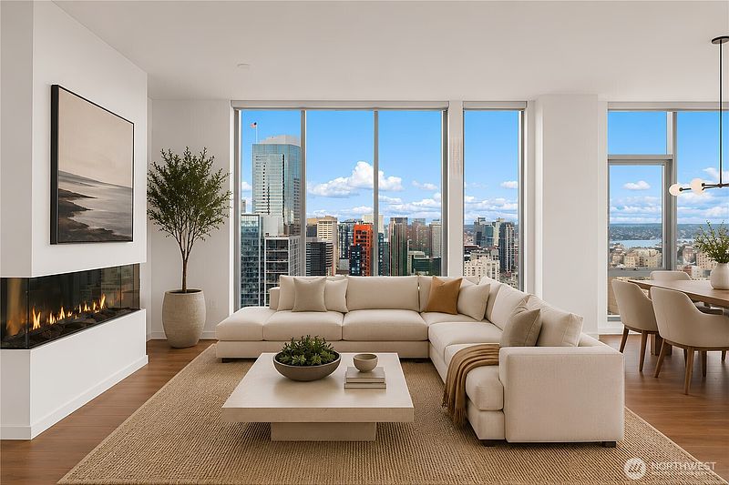 2nd image of 800 Columbia Street #3605