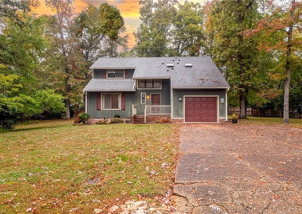 1st image of 103 Lawnes Cir