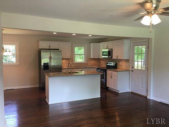 4th image of 90 Sunnybank Dr