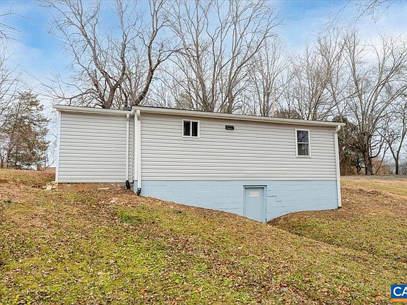 4th image of 662 Celt Rd