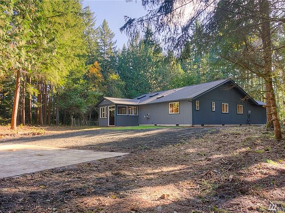 4th image of 3763 SE Engledow Ln