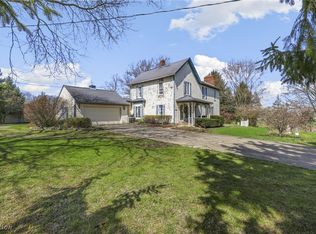 13300 Canaan Center Rd, Creston, OH 44217