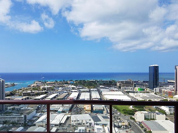 5th image of 725 Kapiolani Blvd APT 3302