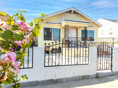 584 W Santa Cruz St, San Pedro, CA, 90731
