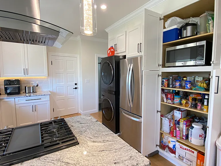 258 Belmont St #2 — Photo 3