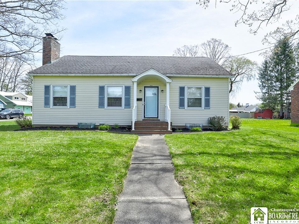 1st image of 261 Cole Ave