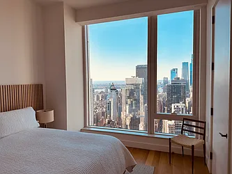 Rented by LEVEN Real Estate