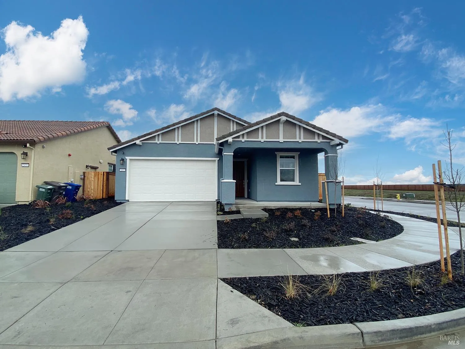 2443 Espana Lane photo 1