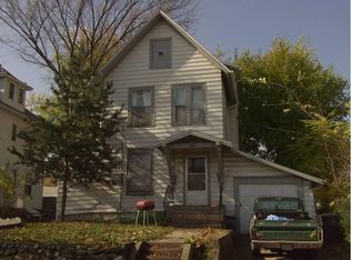 3710 3rd St, Des Moines, IA 50313