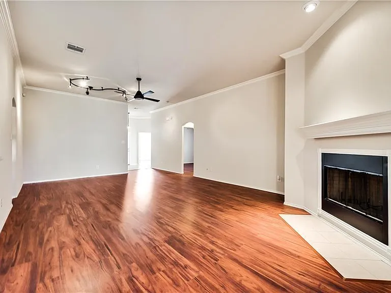 8633 Corral Cir — Photo 10