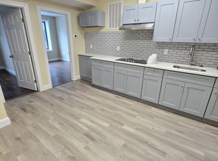 399 Walnut St #2R, Yonkers, NY 10701